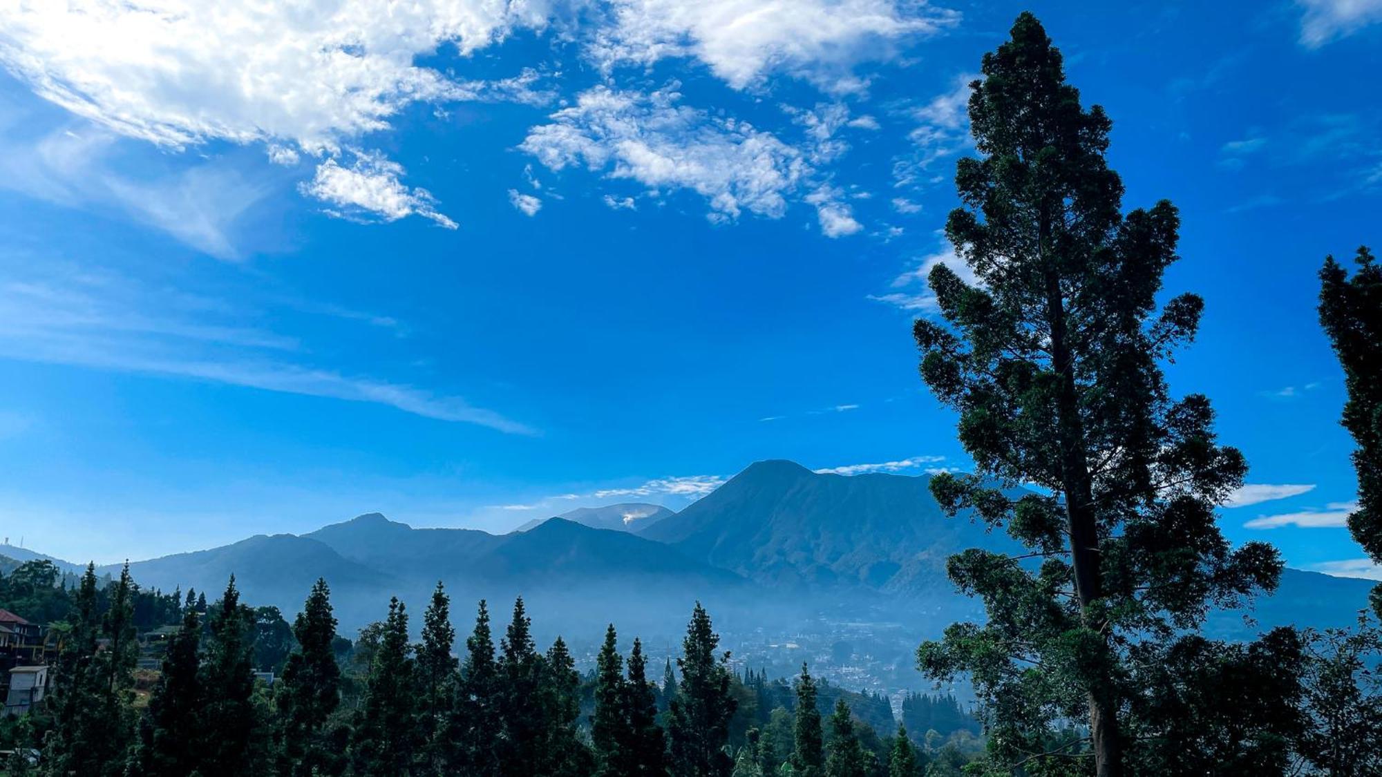 Damar Langit Resort Cisarua Exterior foto