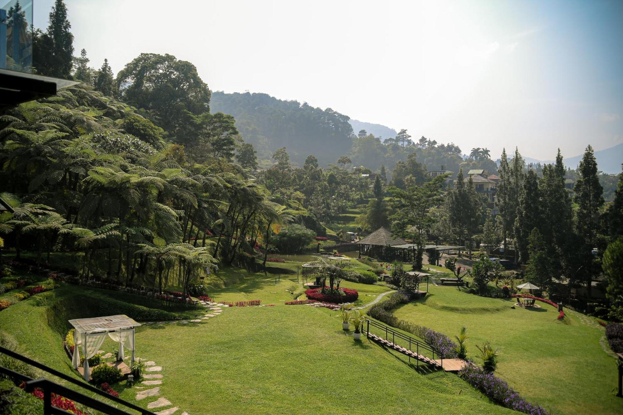 Damar Langit Resort Cisarua Exterior foto