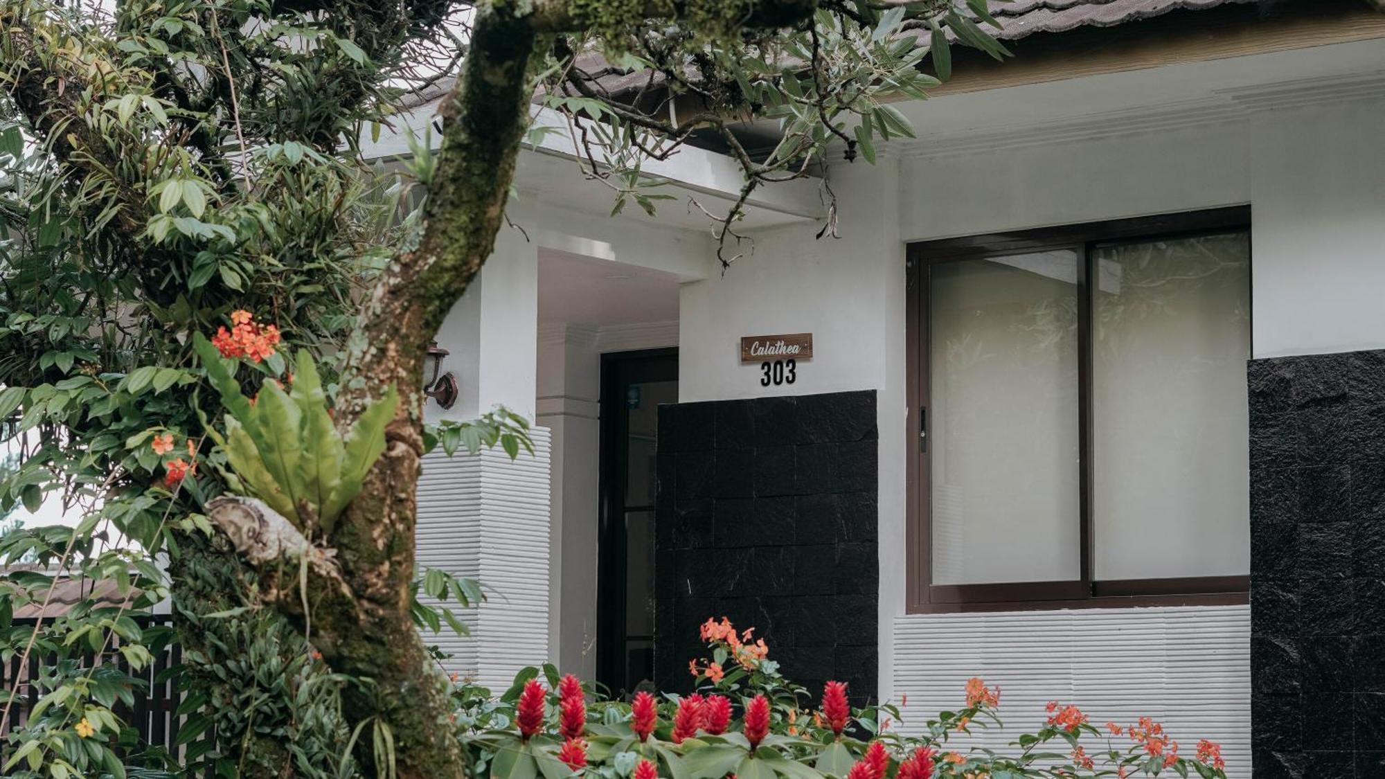 Damar Langit Resort Cisarua Exterior foto